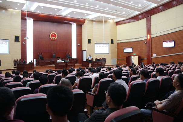 恩施大峡谷_恩施律师一年收入