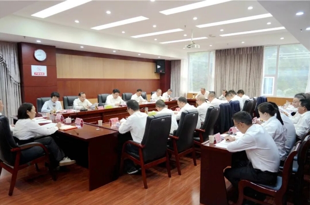 务虚会会场图片.png