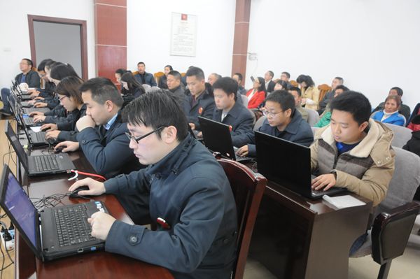 宣恩法院同场竞技图.jpg